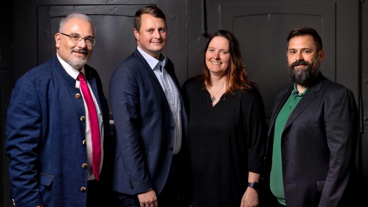 (von links nach rechts) Peter Senf (Bezirkstagsdirektkandidat), Sebastian Schaller (Landtagsdirektkandidat), Christine Schüler (Bezirkslistenkandidatin), Wolfgang Goldbach (Landtagslistenkandidat) 